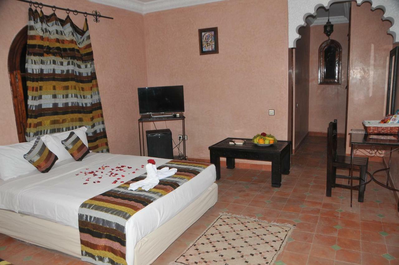 Riad Mhidou Ouled Jelal Экстерьер фото
