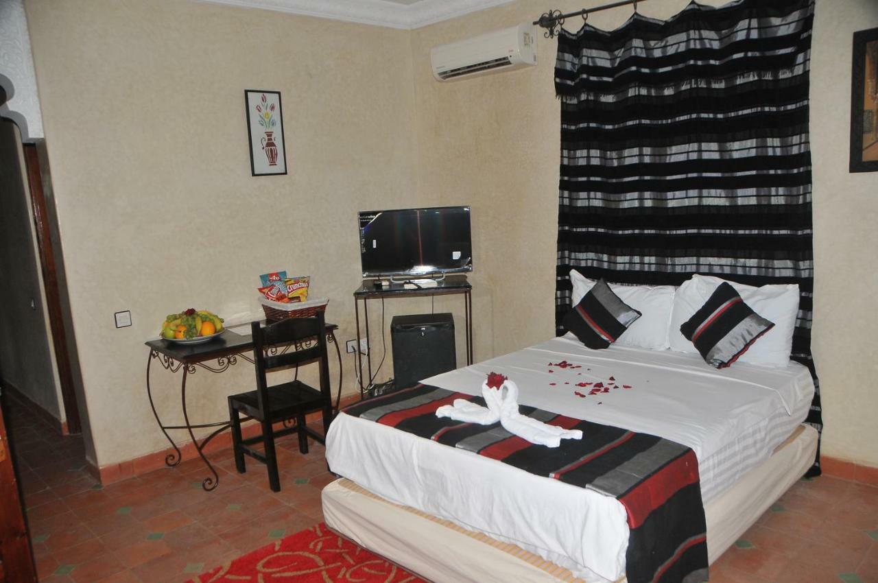 Riad Mhidou Ouled Jelal Экстерьер фото