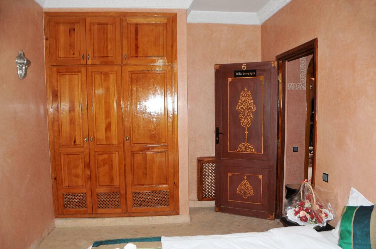 Riad Mhidou Ouled Jelal Экстерьер фото